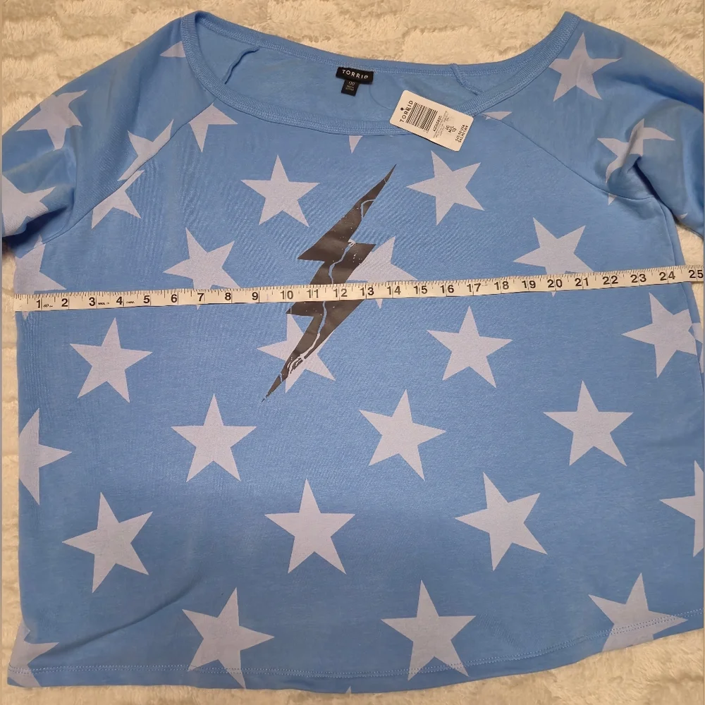 Torrid Light‎ Blue Off-Shoulder Sweater with Stars